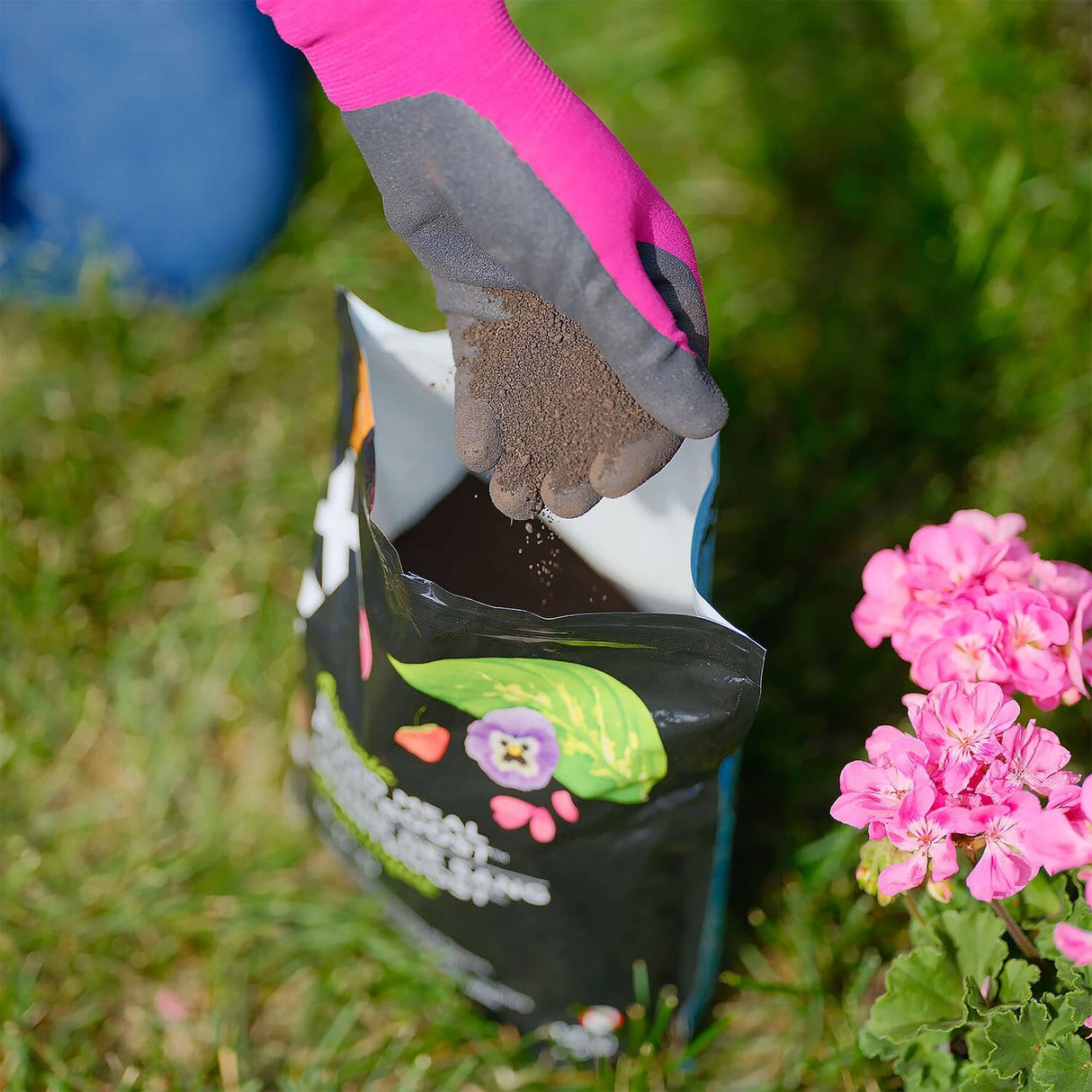 1.2kg 8-0-0 Blood Meal Fertilizer