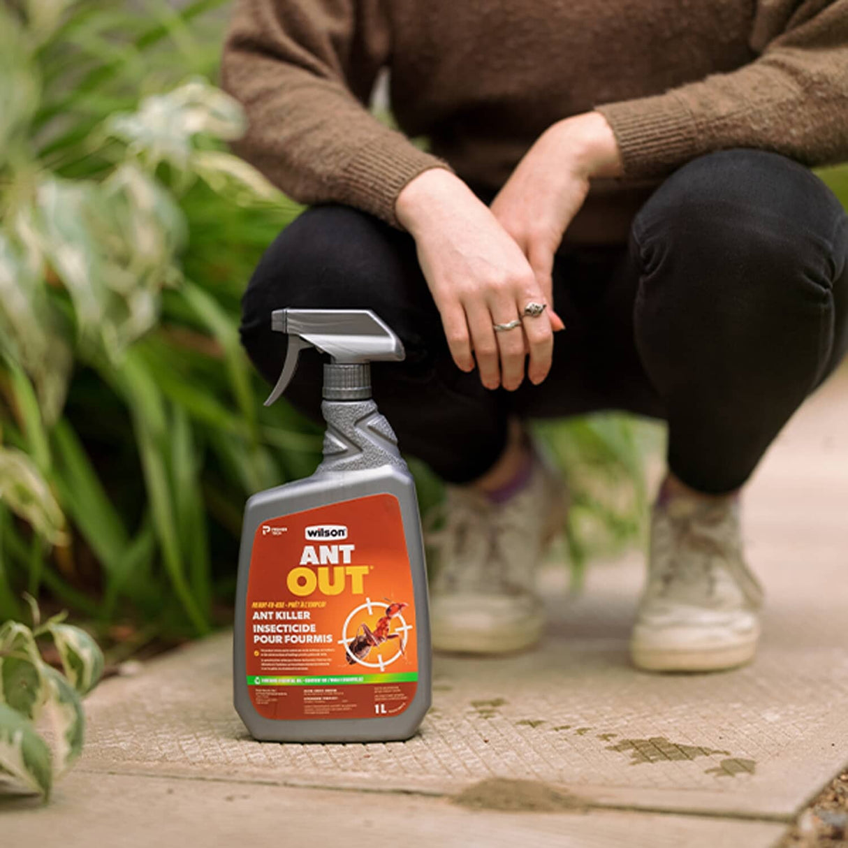 AntOut Indoor & Outdoor Ant Killer - Ready-To-Use, 1 L