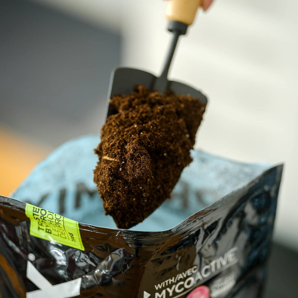 Organic Seed Starting Potting Soil Mix - 9 L