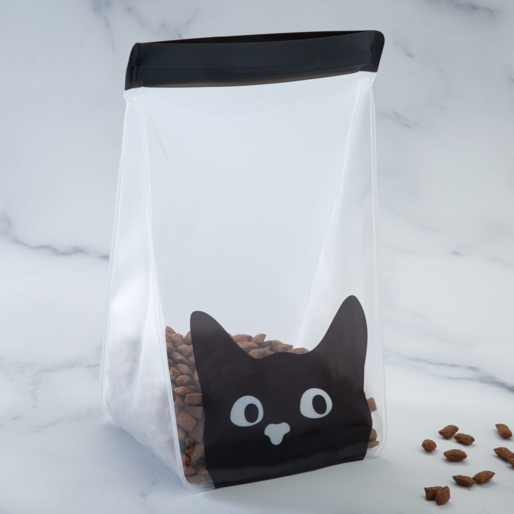 P&F Reusable Kitten Treat Bag - 60 oz