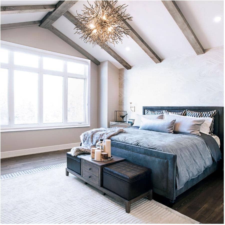 3/4" x 3-1/2" x 8' Medium Density Fibreboard Primed Ultra Light Colonial Casing Moulding