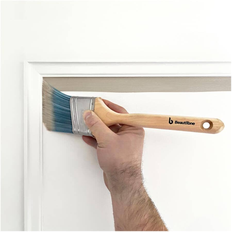 Polyester / Nylon Blend Angular Sash Paint Brush - 2.5" / 63 mm