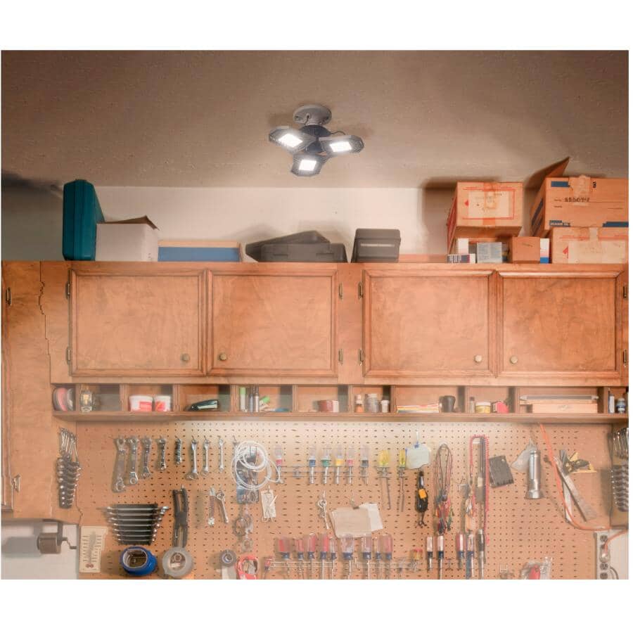 TriBurst Multi-Directional LED Light - 4000 Lumens