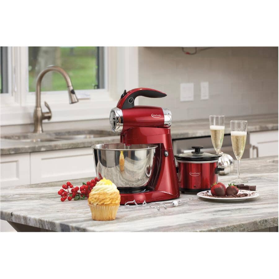 7-Speed Stand Mixer with 3 Qt Bowl (BC-3220CMR) - Metallic Red, 300W