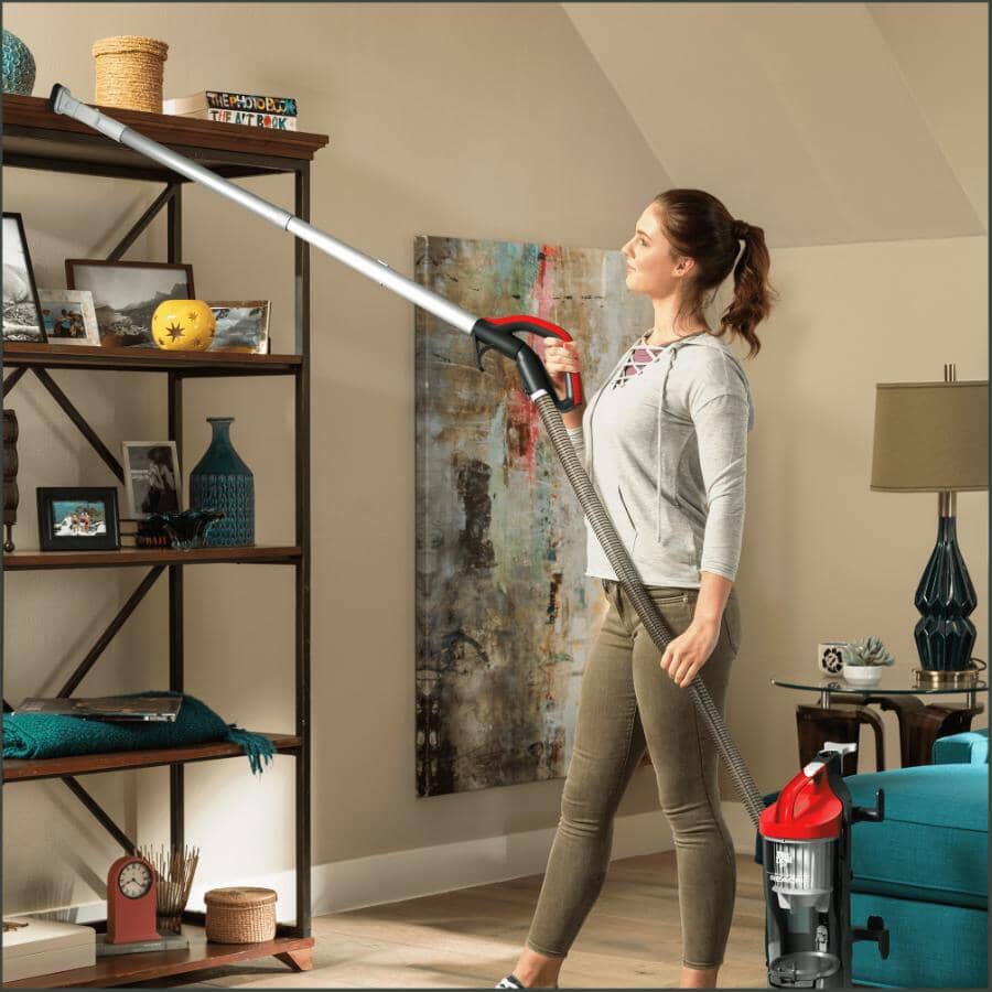 Endura Reach Bagless Upright Vacuum Cleaner