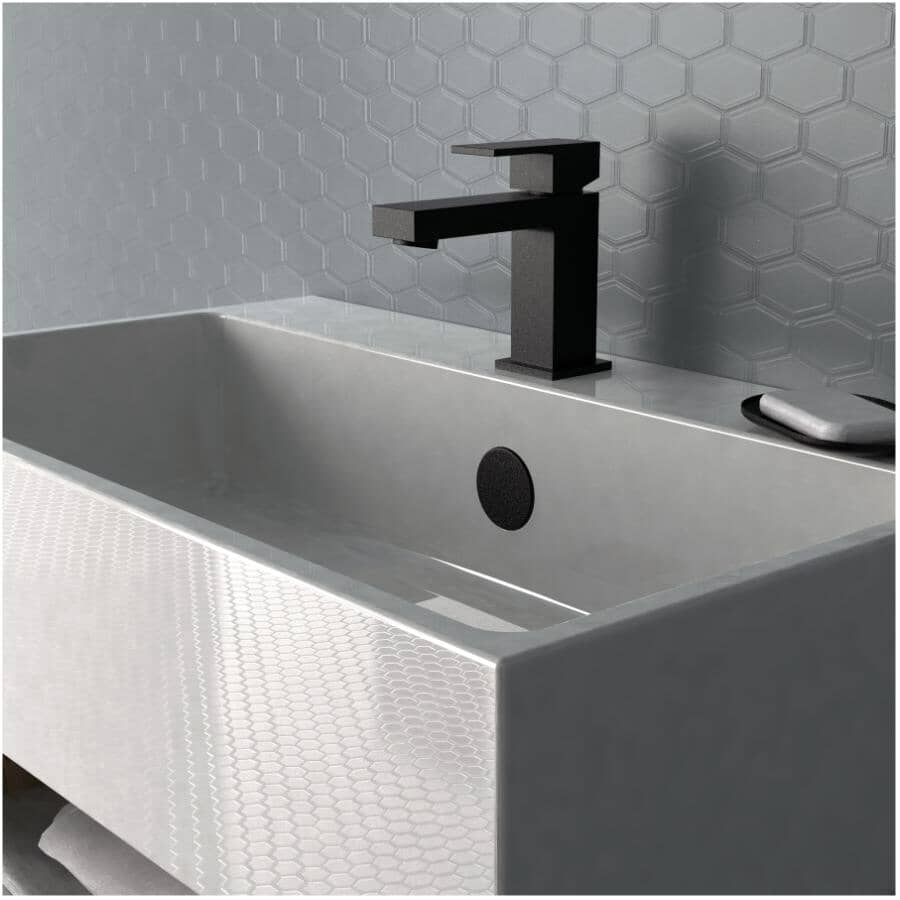 Quadrato Single Handle Lavatory Faucet - Matte Black