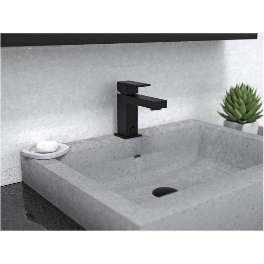 Quadrato Single Handle Lavatory Faucet - Matte Black