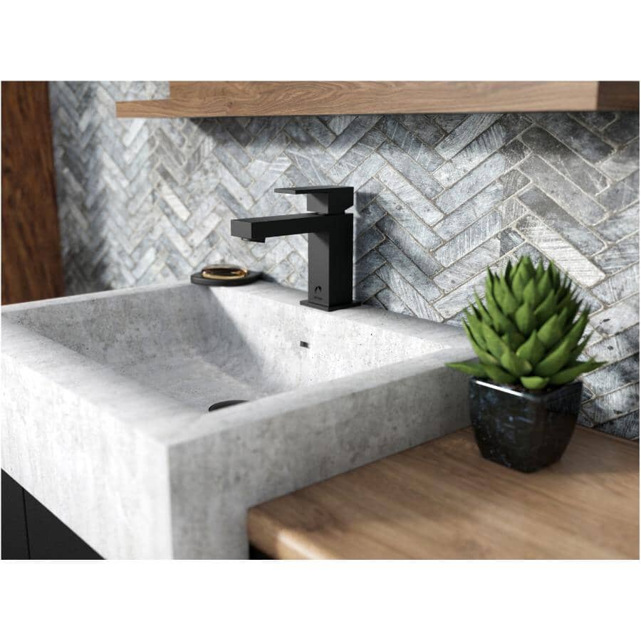 Quadrato Single Handle Lavatory Faucet - Matte Black