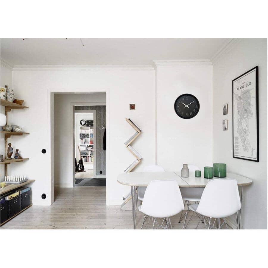 10" Round Wall Clock - Black