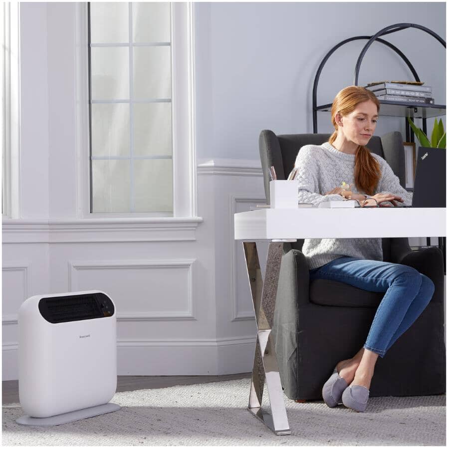 750W / 1500W ThermaWave Ceramic Tower Heater - White