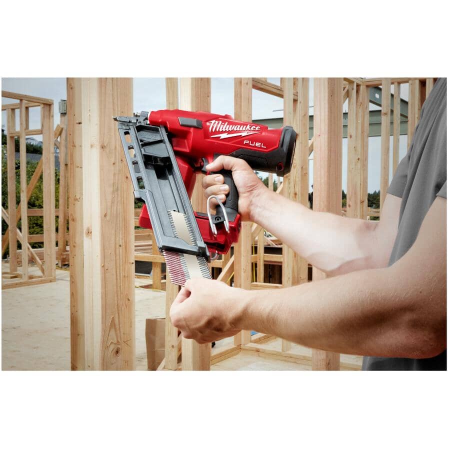 M18 Fuel 30 Degree Framing Nailer Kit