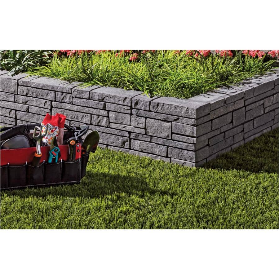 4" x 5-3/4" x 16" Townsend Shadow Blend Retaining Wall Stone