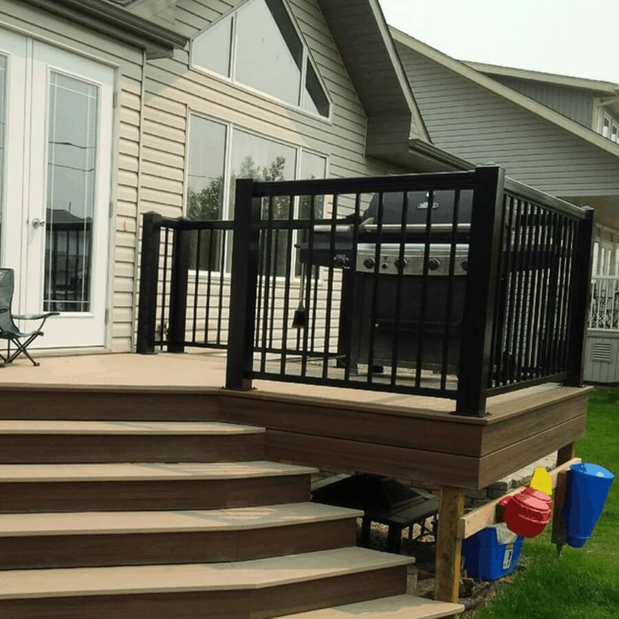 24 Pack 3/4" x 42" Black Aluminum Straight Railing Pickets, for 10' section