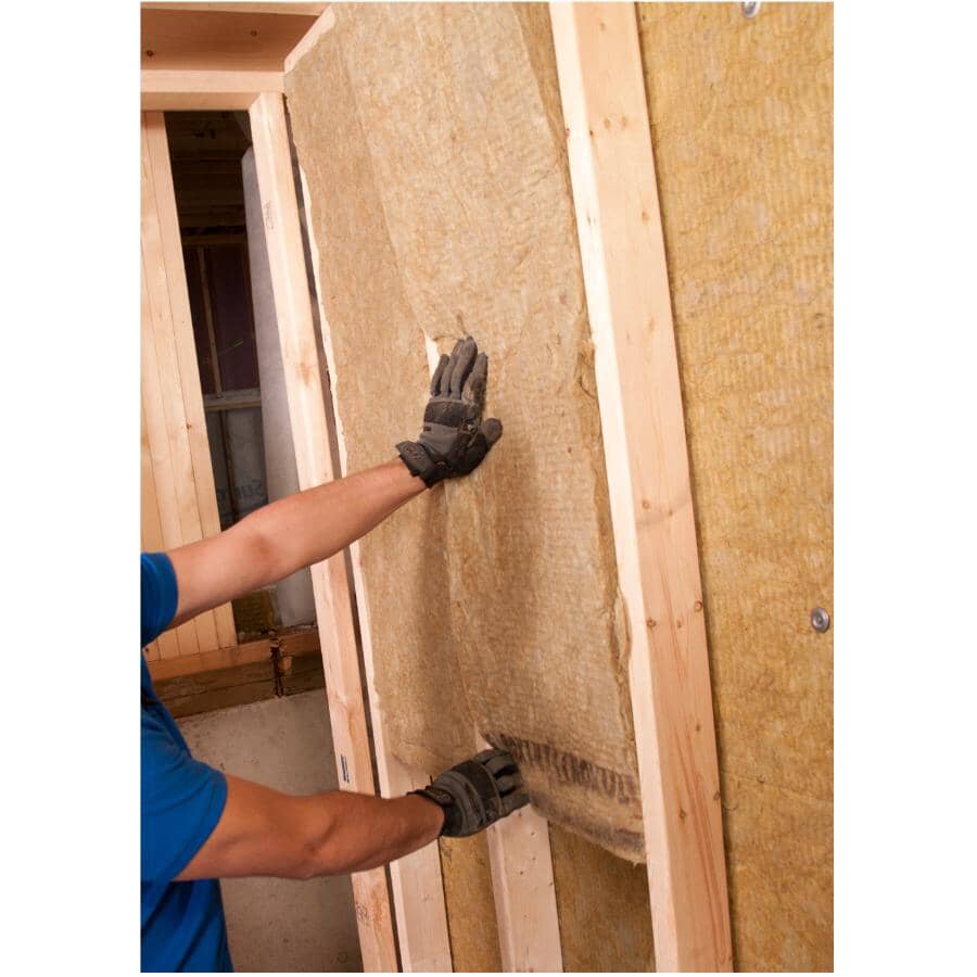 R22 x 15" Comfortbatt Wood Stud Insulation, covers 39.8 sq. ft