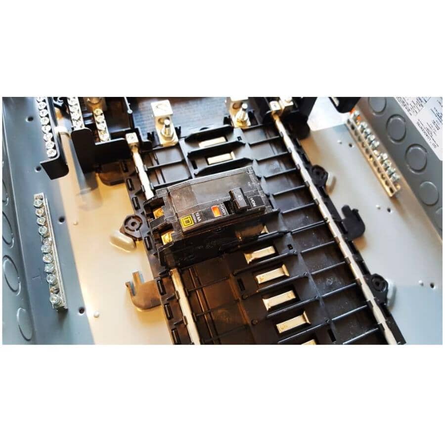 2 Pole 40 Amp Circuit Breaker