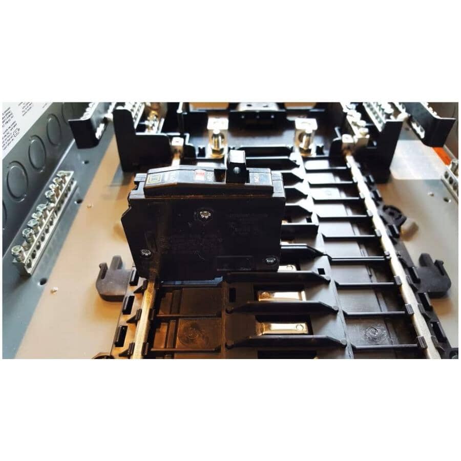 Single Pole Circuit Breaker - 15 Amp Plug-On