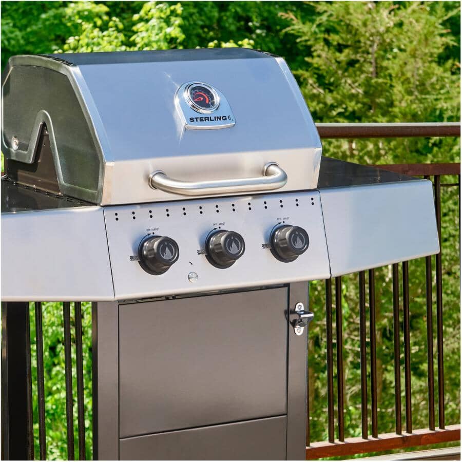 3 Burner Propane BBQ Cart - 30,000 BTU