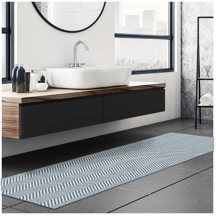 Décor Collection Trident Accent Mat - Blue, 24" x 72"