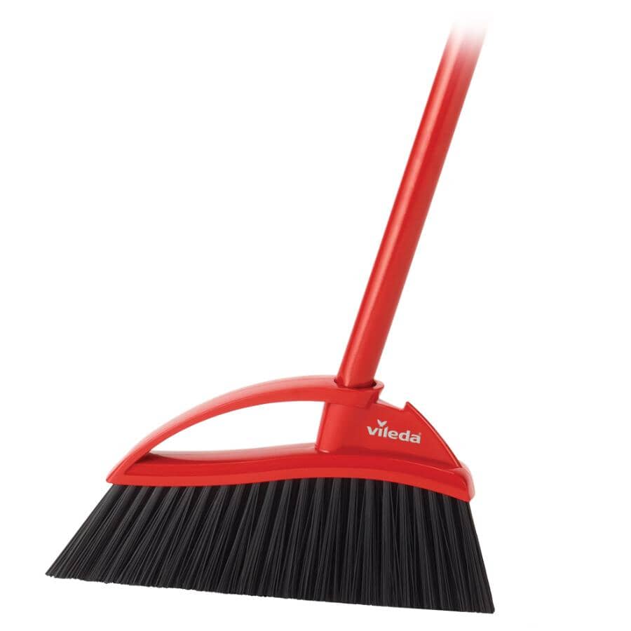 Oskar Outdoor Broom