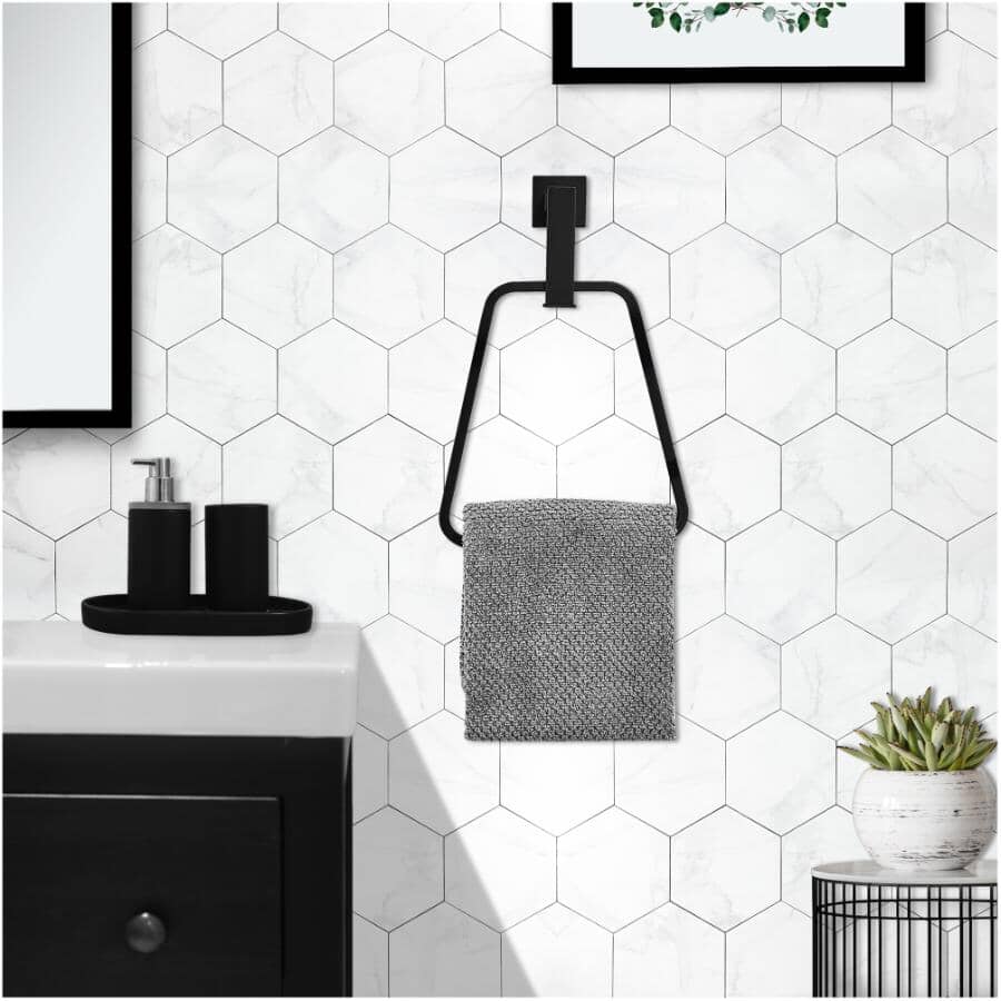 Wright Triangle Towel Ring - Matte Black