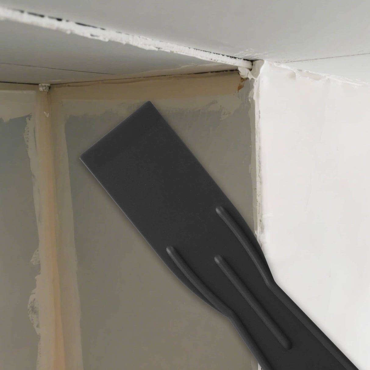 Putty Knife - Plastic, 1-1/2"