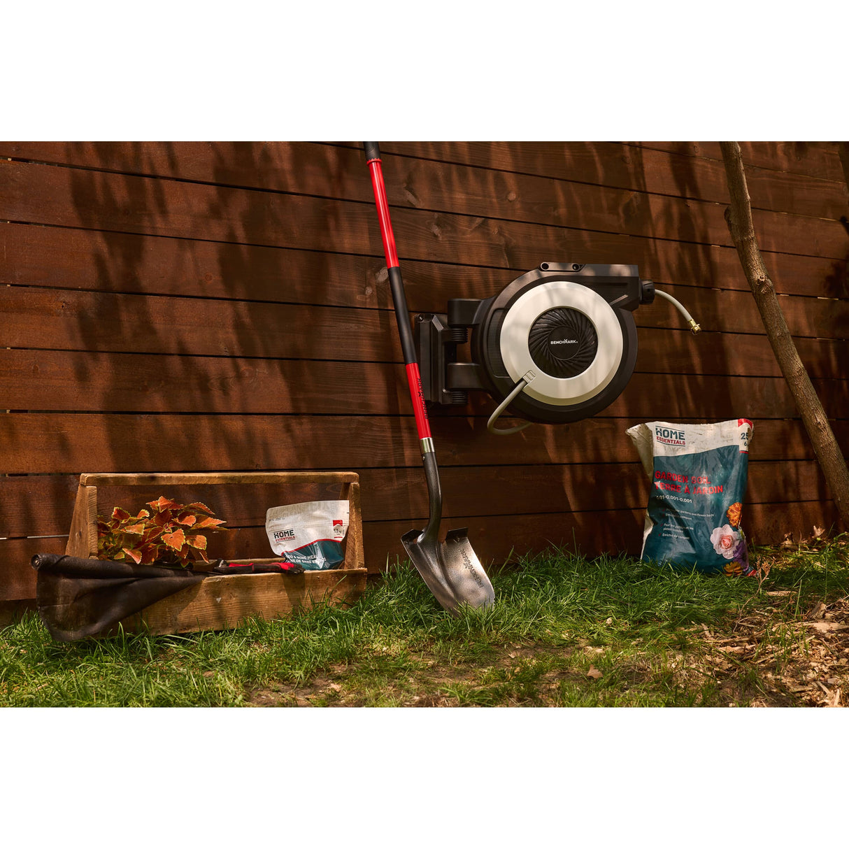 Wall Mounted Reel with 85' Garden Hose