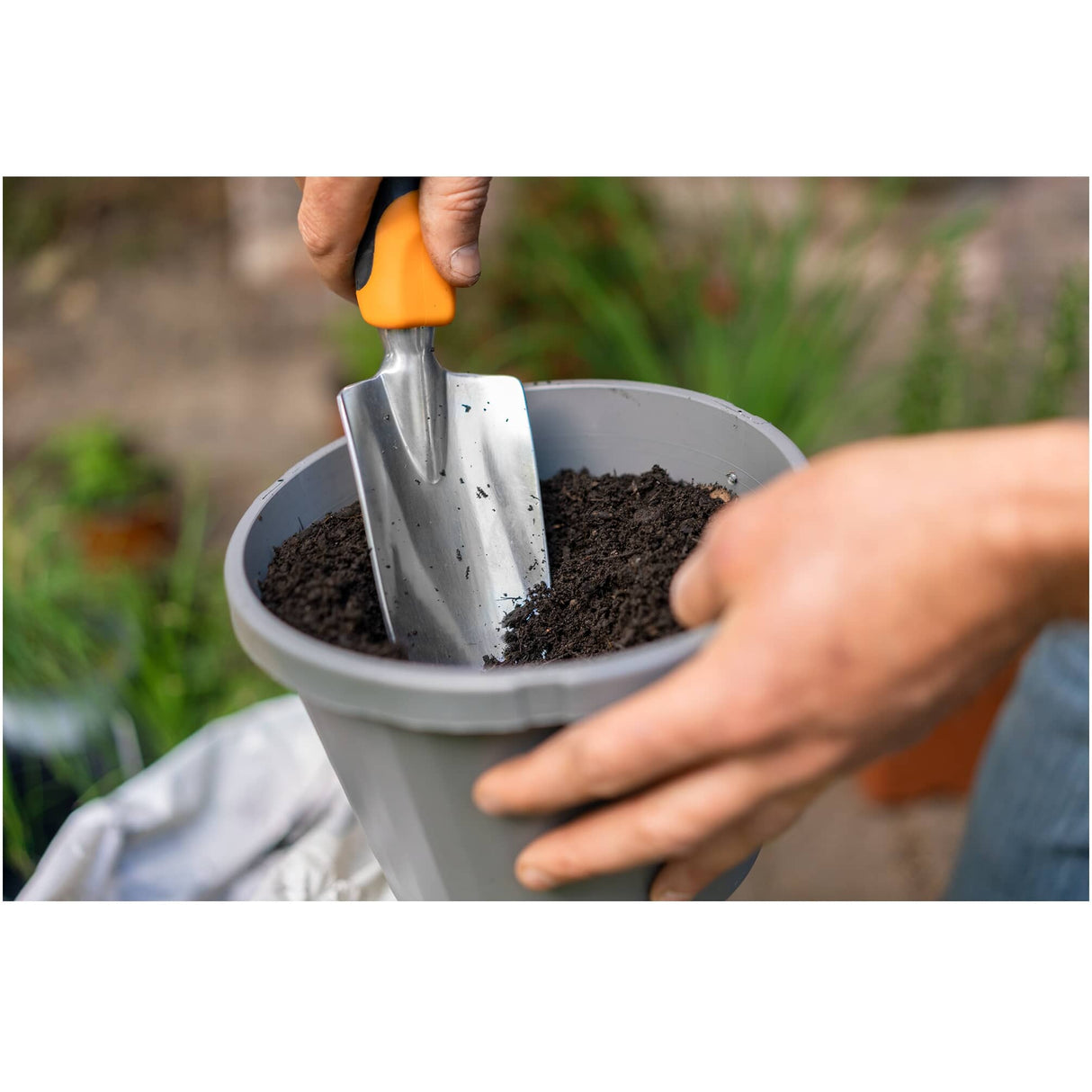 Ergo Hand Trowel, with Ergonomically designed Handle