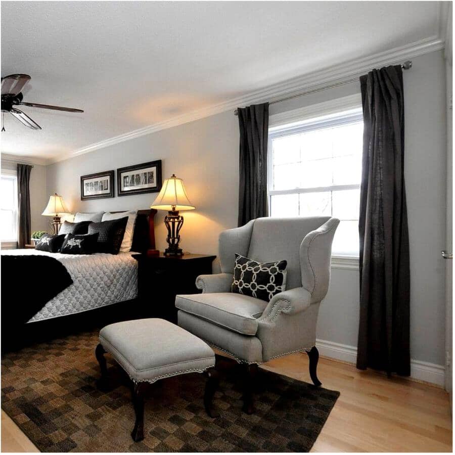 5/8" x 3-5/16" x 8' Medium Density Fibreboard Primed Crown Moulding