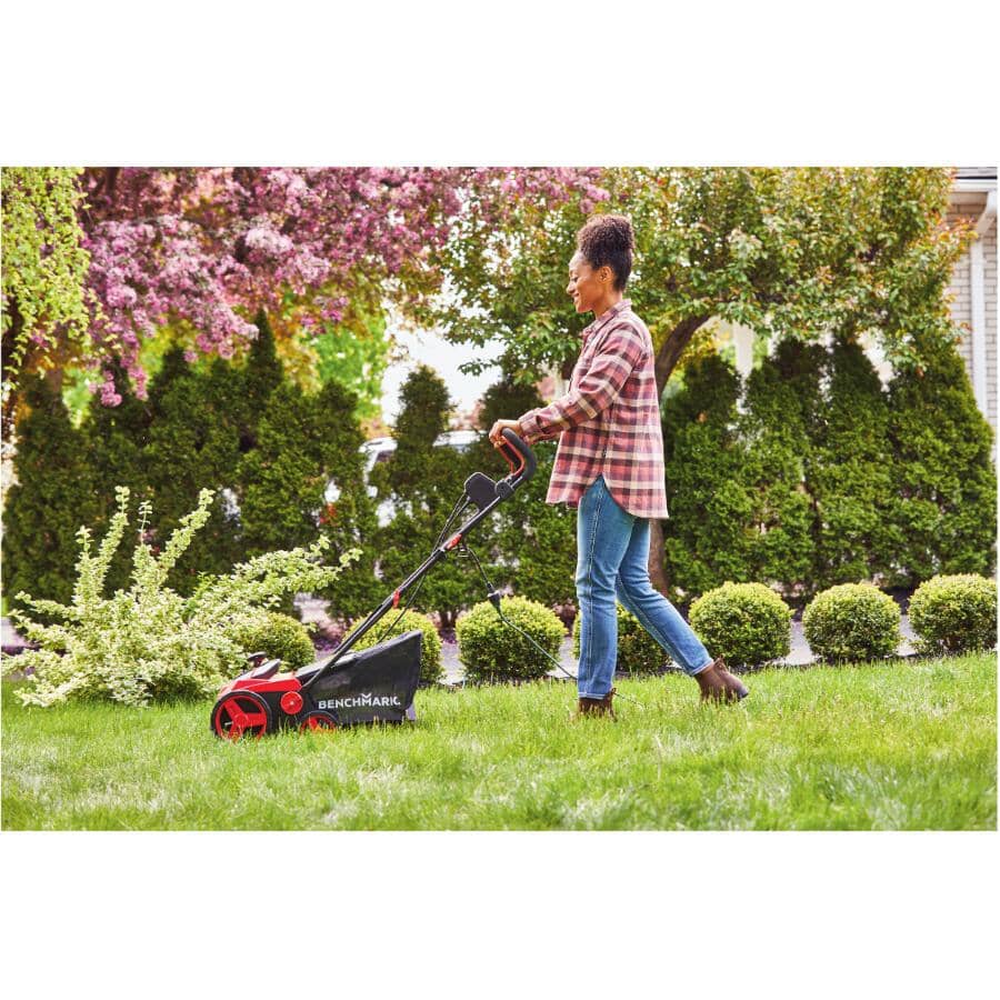 Electric Lawn Push Dethatcher & Scarifier - 13 Amp