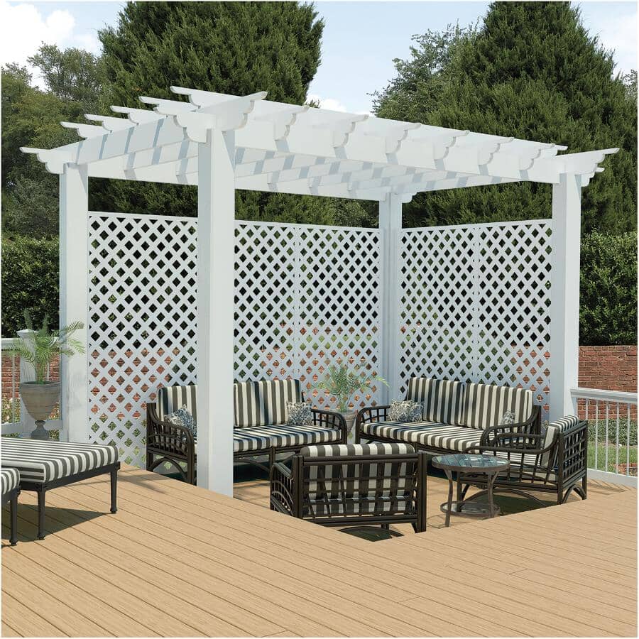 4' x 8' White Classic Vinyl Mesh - 2-3/4" Spacing