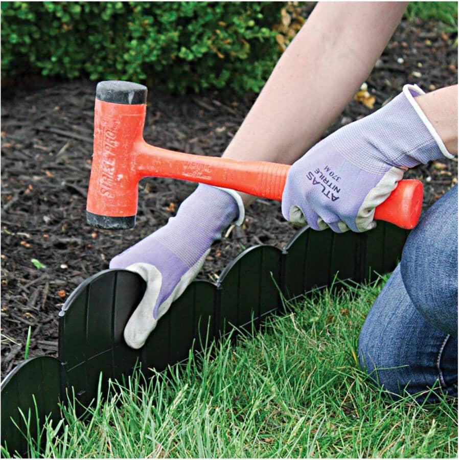 20' Choppers Pound In Lawn Edging - Black