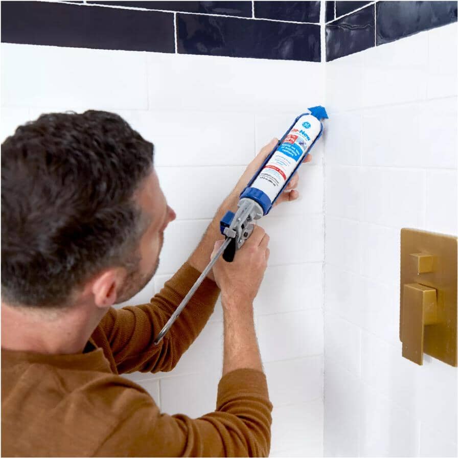 Re-New Kitchen & Bath Silicone Caulking - White, 280 ml