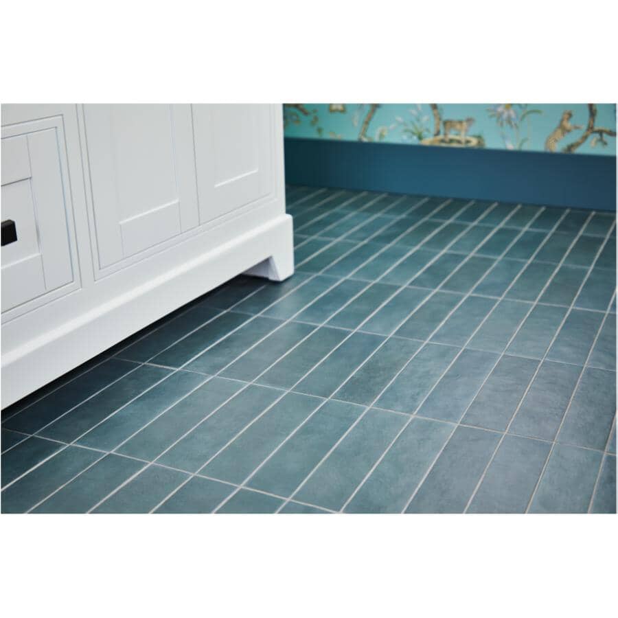 36" W x 22" D Soho Vanity with Quartz Stone Top - White