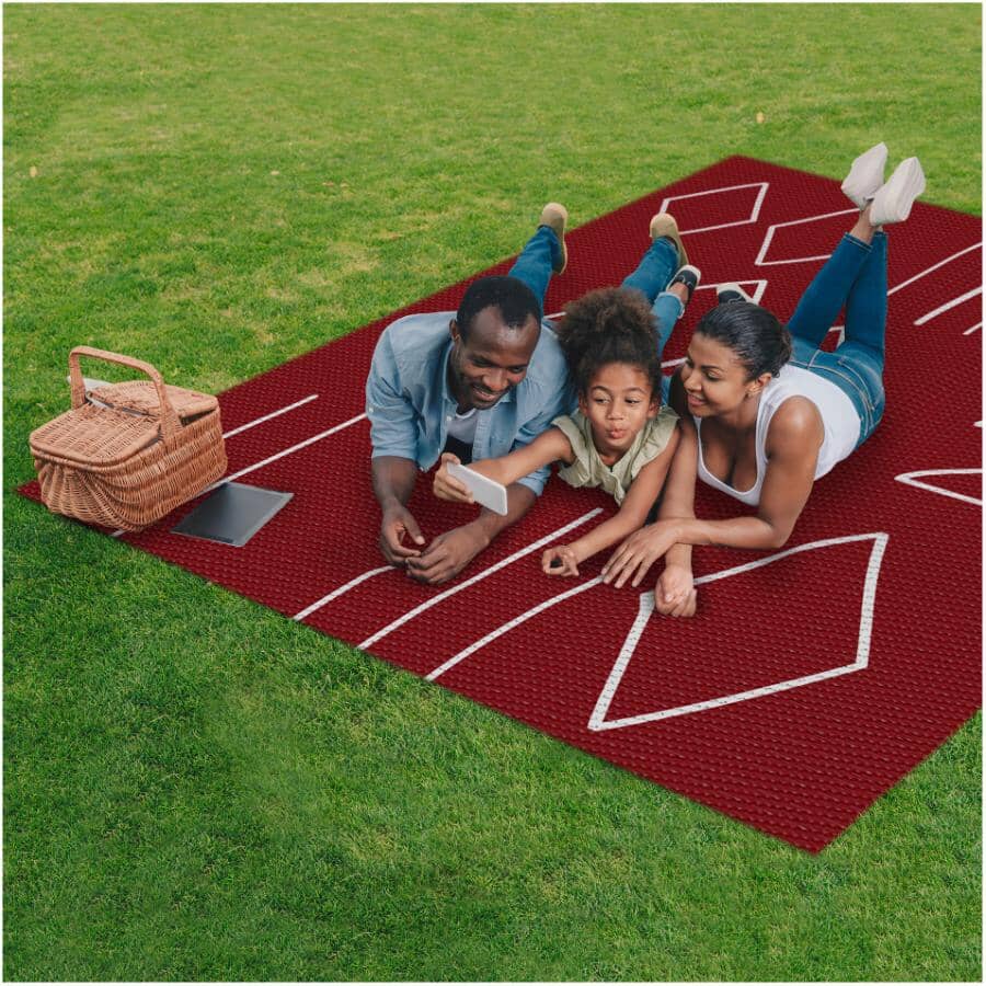 Pure Plastics Patio Rug - Blake, 98" x 71"