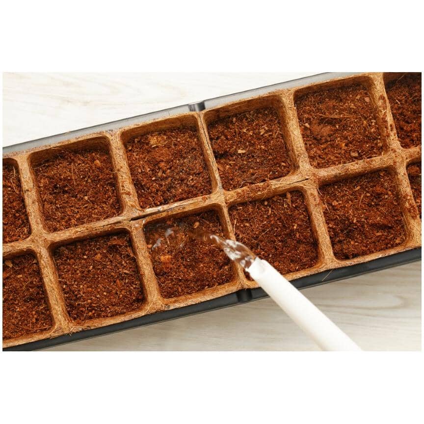 Seed Tray Starter Kit with 16 Pellets
