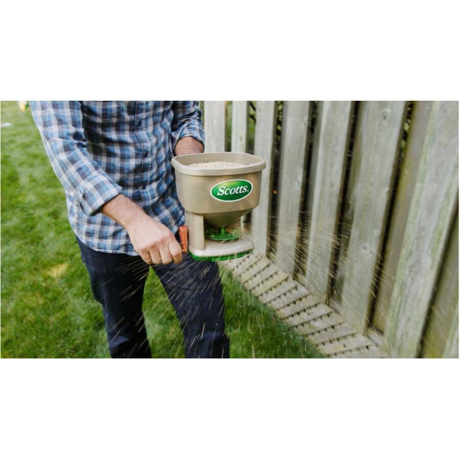 Green Hand Held Fertilizer Spreader