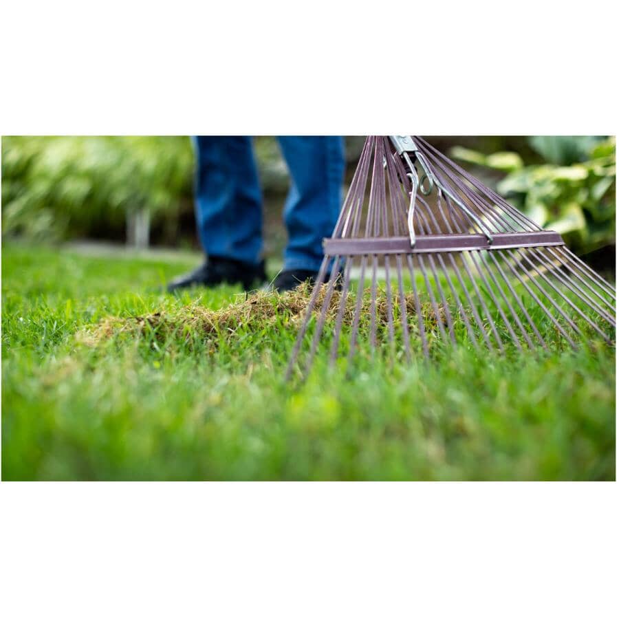 Turf Builder Enriched Lawn Soil - 25 L