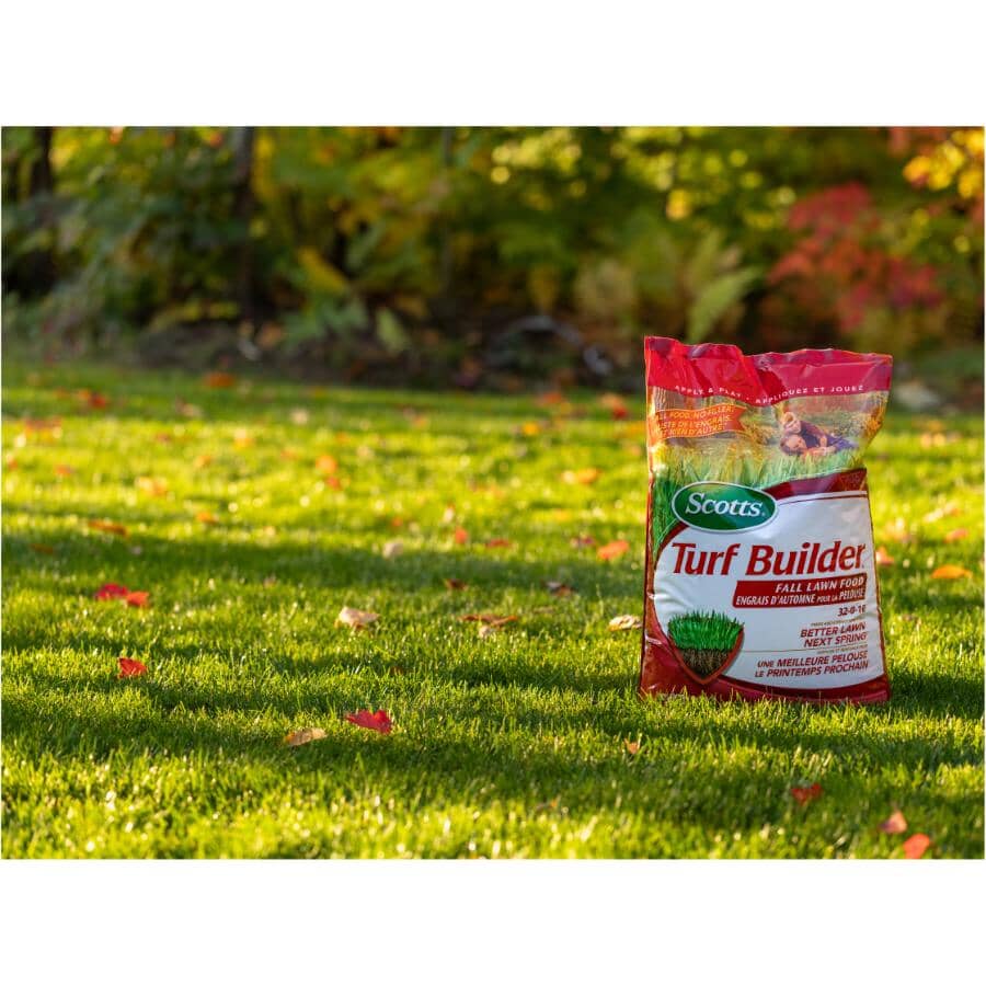 Turf Builder Fall Lawn Food - Covers 400 sq. m. + 32-0-10