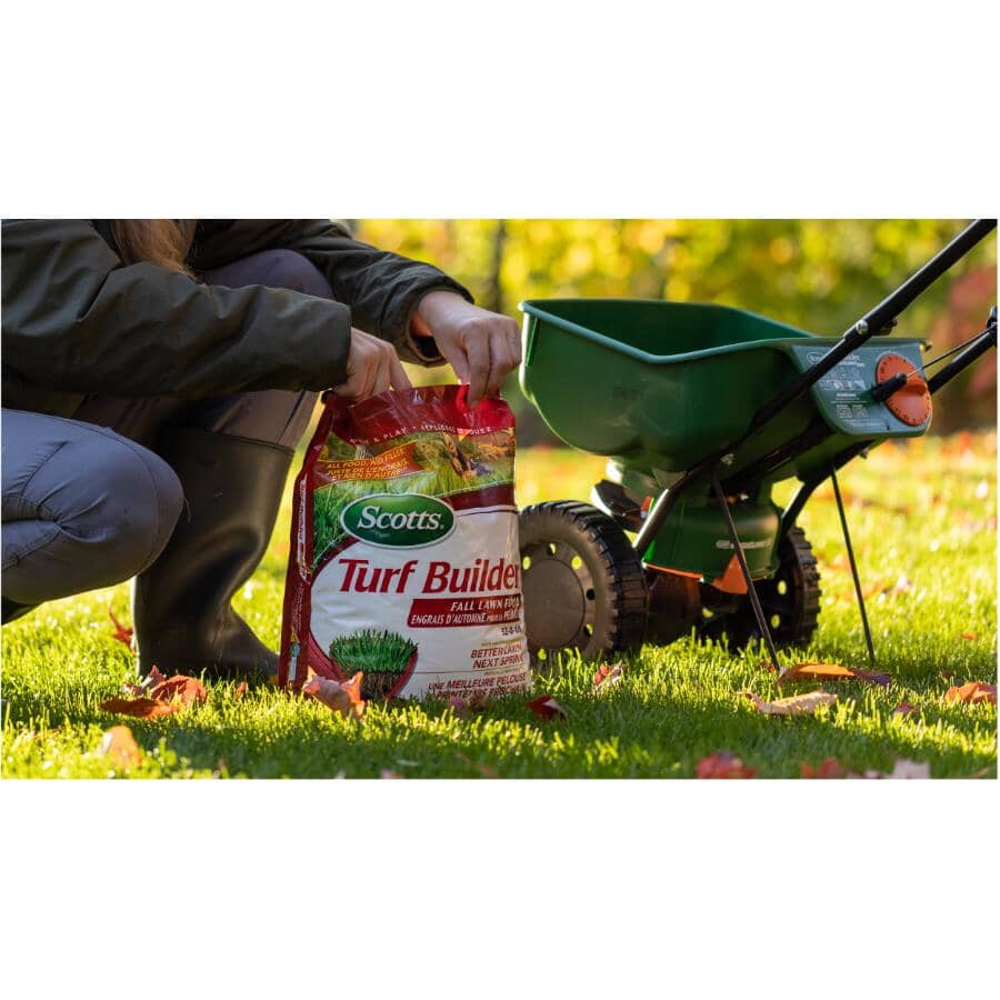 Turf Builder Fall Lawn Food - Covers 400 sq. m. + 32-0-10