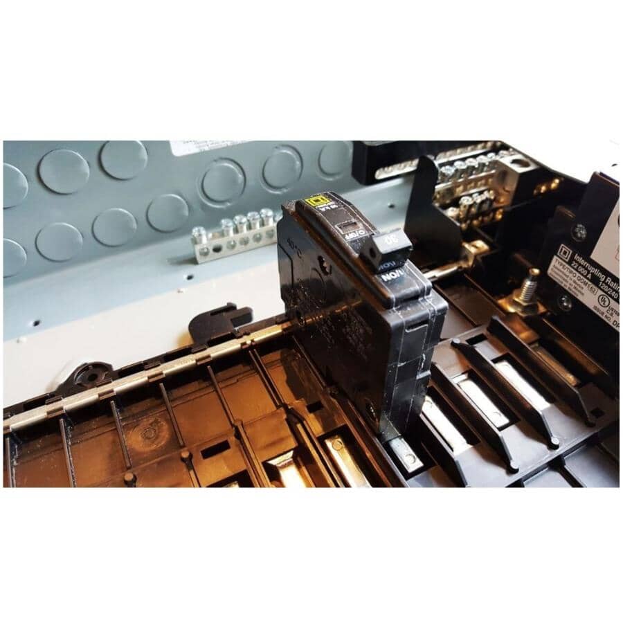 30 Amp Single Pole Circuit Breaker