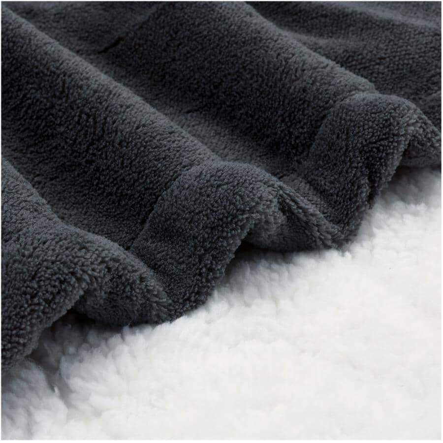 Microplush Sherpa Electric Heated Throw, Dark Shadow - 50" x 60"