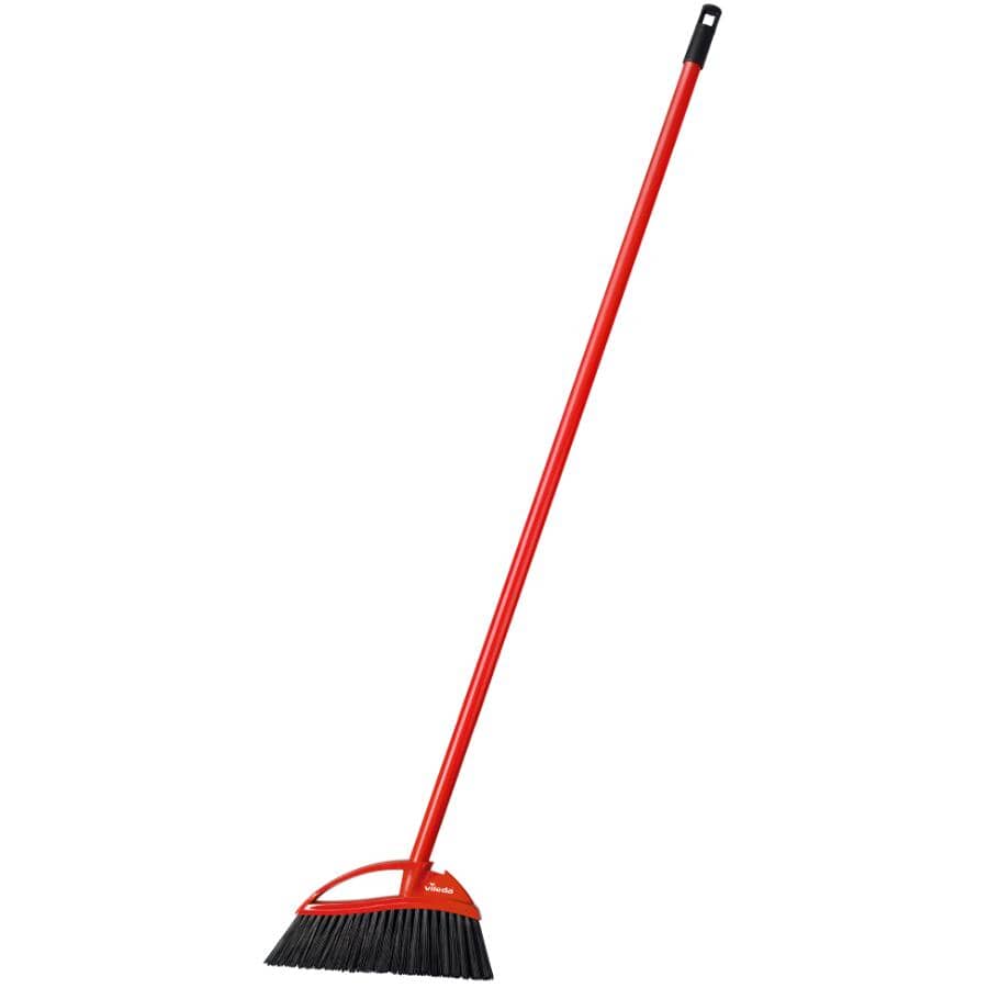 Oskar Outdoor Broom