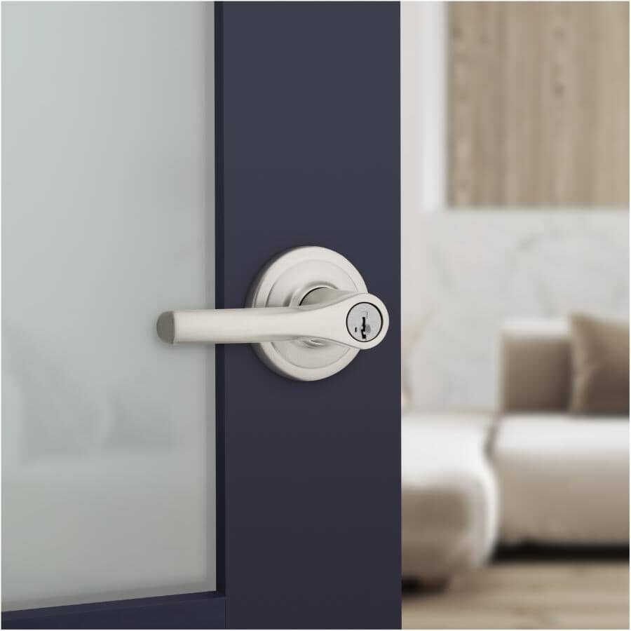 Satin Nickel Henley Keyed Entrance Leverset